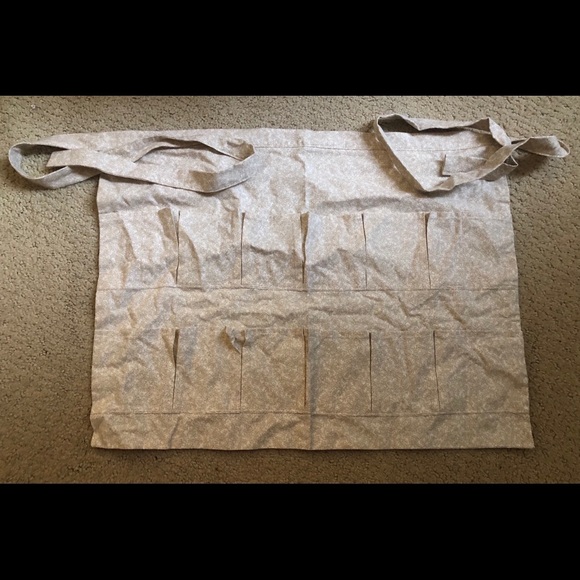 Egg gathering apron - Picture 1 of 1